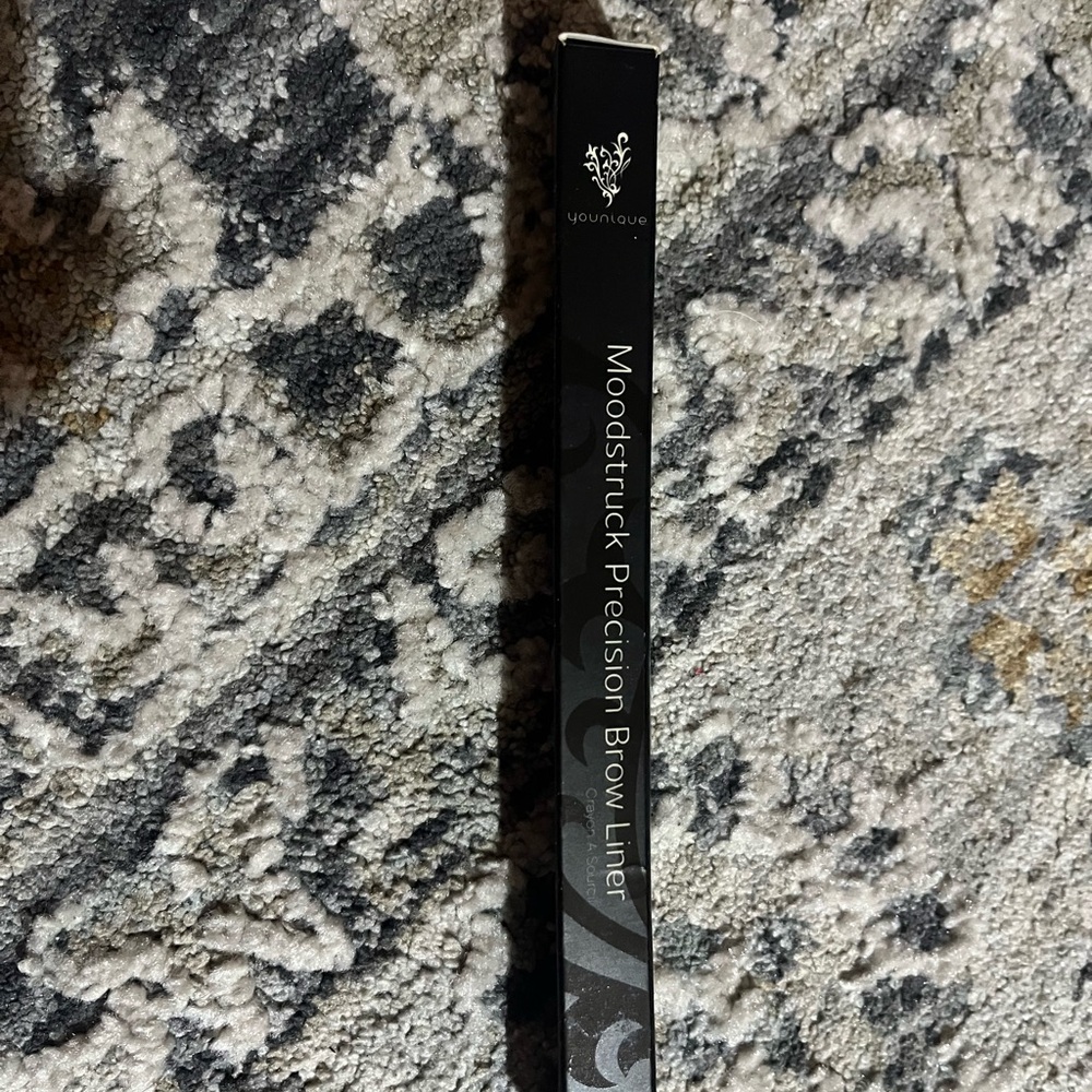 Younique Moodstruck Precision Brow Liner in Dark
